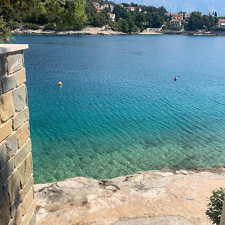 Apartman Gorgeous In With House Sea View *